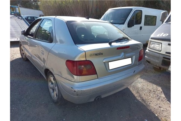 citroen xsara berlina del año 2002