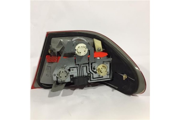 Recambio de piloto trasero izquierdo para mercedes-benz clase e (bm 210) berlina 2.6 240 (210.062) referencia OEM IAM 2108208164