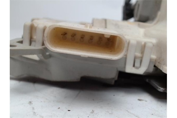 Recambio de cierre electromagnetico trasero izquierdo para seat altea xl (5p5) referencia OEM IAM   