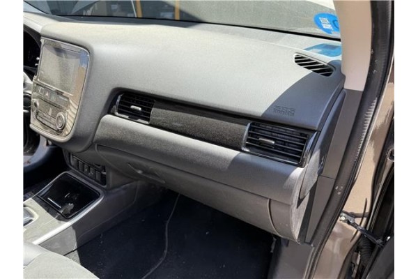 Recambio de rejilla entrada de aire para mitsubishi outlander (gf0/gg0) 2.0 phev kaiteki 4wd (gg2w) referencia OEM IAM 8030A205 Recambio de rejilla entrada de aire para mitsubishi outlander (gf0/gg0) 2.0 phev kaiteki 4wd (gg2w) referencia OEM IAM 8030A205