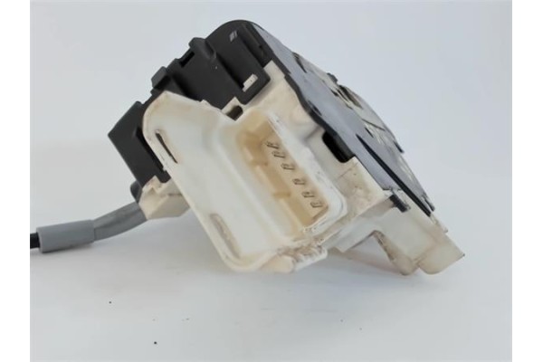 Recambio de cerradura puerta delantero izquierda para citroen c4 coupe 1.6 hdi referencia OEM IAM 9647173980F03  