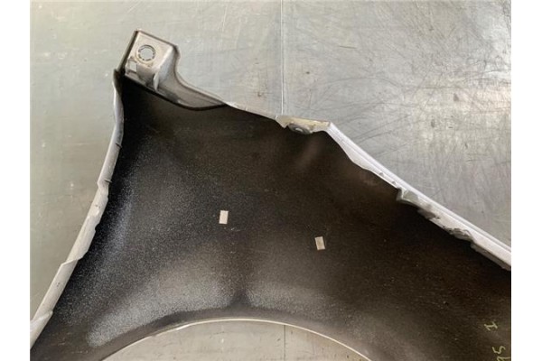 Recambio de aleta delantero izquierda para citroen c4 berlina 2.0 exclusive referencia OEM IAM 7840Q3  