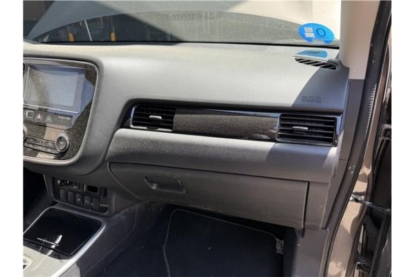 Recambio de rejilla entrada de aire para mitsubishi outlander (gf0/gg0) 2.0 phev kaiteki 4wd (gg2w) referencia OEM IAM 8030A205 