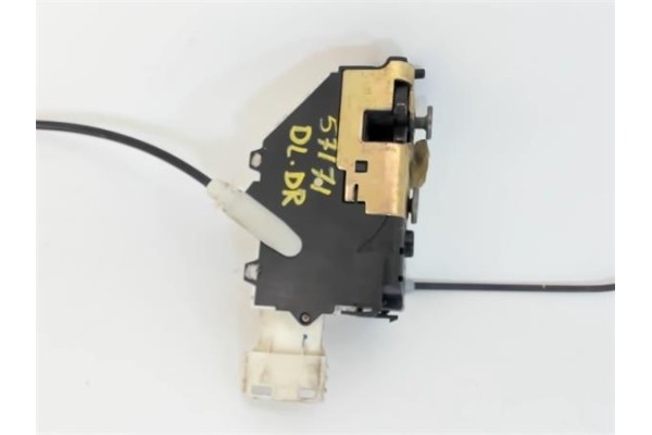 Recambio de cerradura puerta delantero derecha para citroen c4 coupe 1.6 hdi referencia OEM IAM 9136EV  