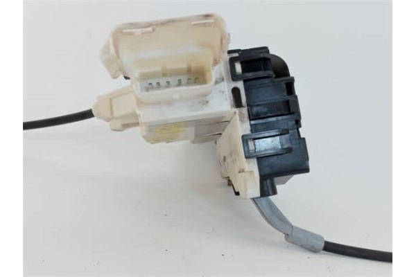 Recambio de cerradura puerta delantero derecha para citroen c4 coupe 1.6 hdi referencia OEM IAM 9136EV  