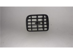 Recambio de rejilla entrada de aire para renault clio ii fase i (b/cb0) 1.2 16v alize referencia OEM IAM   