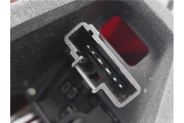Recambio de piloto trasero derecho para peugeot 207 cc cabrio-coupé 1.6 básico referencia OEM IAM 6351CE 9680179080 