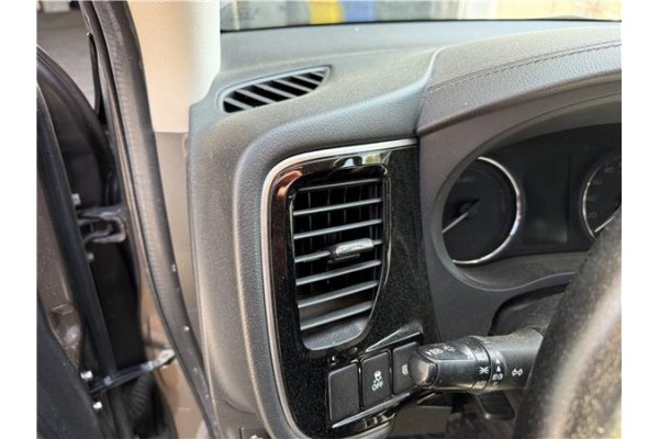 Recambio de rejilla entrada de aire para mitsubishi outlander (gf0/gg0) 2.0 phev kaiteki 4wd (gg2w) referencia OEM IAM 8030A203 