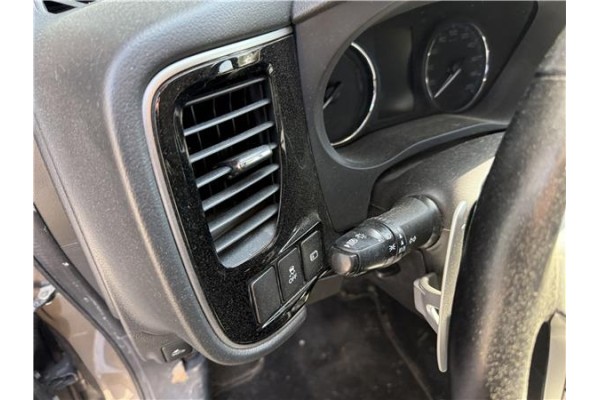 Recambio de rejilla entrada de aire para mitsubishi outlander (gf0/gg0) 2.0 phev kaiteki 4wd (gg2w) referencia OEM IAM 8030A203 