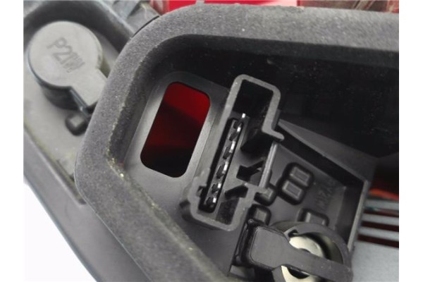 Recambio de piloto trasero izquierdo para peugeot 207 cc cabrio-coupé 1.6 básico referencia OEM IAM 6350CE 9680231380 