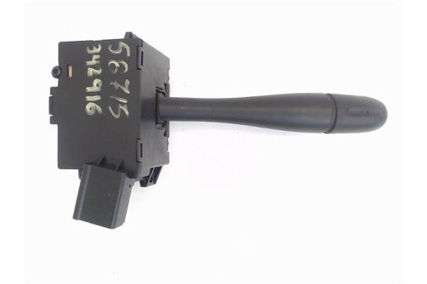 Recambio de mando intermitencia para chrysler voyager (rg) 2.5 crd referencia OEM IAM 04685711A  