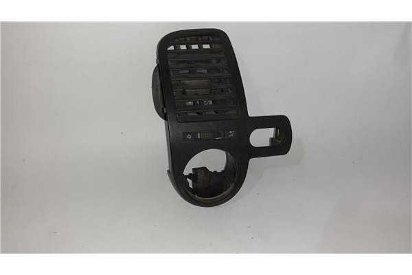 Recambio de rejilla entrada de aire para volkswagen polo iv (9n1) 1.4 conceptline referencia OEM IAM   