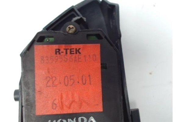 Recambio de paragolpes delantero para hyundai lantra berlina (rd) 1.6 i referencia OEM IAM 8651029500  