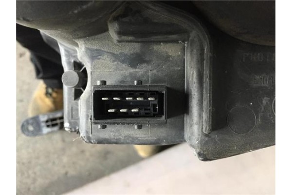 Recambio de faro delantero dcho para peugeot expert furgón referencia OEM IAM  89901160 