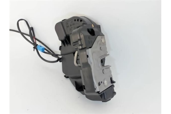 Recambio de cerradura puerta trasero derecha para mercedes-benz clase c (bm 203) berlina 3.2 320 (203.064) referencia OEM IAM A2