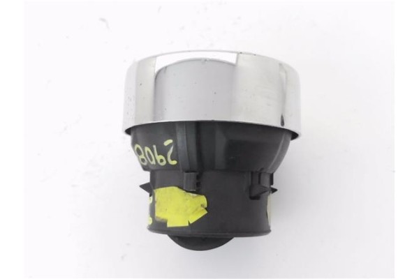 Recambio de rejilla entrada de aire para seat ibiza (6l1) 1.6 reference referencia OEM IAM 6L0819203D1GZ  