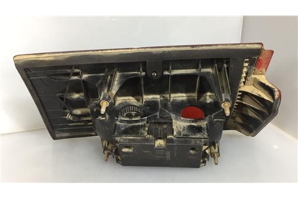 Recambio de piloto interior derecho para seat toledo (1l) 1.8 i referencia OEM IAM 1L0945094AL  