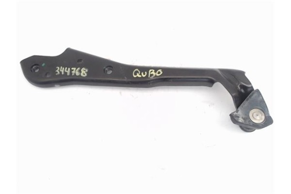 Recambio de bisagra sup. puerta delantero derecha para fiat qubo (300) 1.3 active referencia OEM IAM 1358326080  