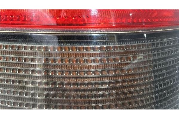 Recambio de piloto trasero derecho para seat toledo (1l) 1.8 i referencia OEM IAM 1L0945096F  
