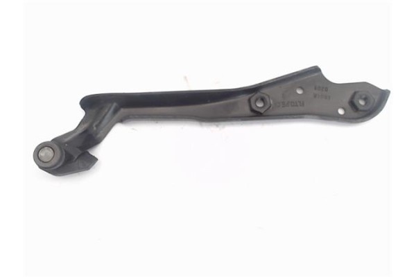 Recambio de bisagra sup. puerta delantero derecha para fiat qubo (300) 1.3 active referencia OEM IAM 1358326080  