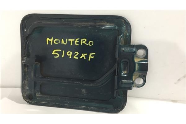 Recambio de tapa exterior combustible para galloper super exceed 2.5 t.d. referencia OEM IAM MB860597  