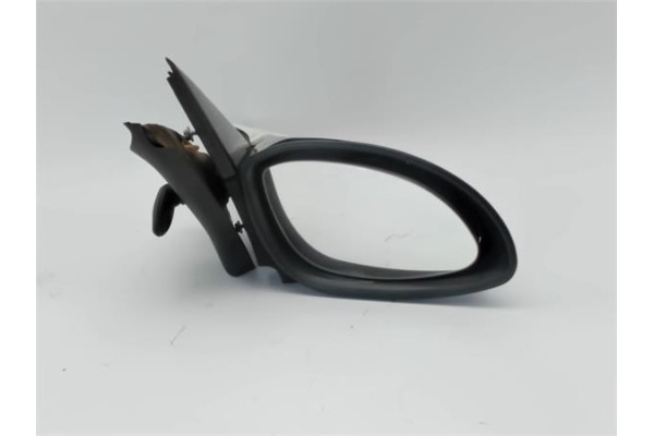 Recambio de retrovisor derecho para opel vectra b berlina referencia OEM IAM 6428016  
