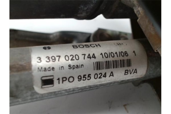 Recambio de motor limpiaparabrisas delantero para seat leon (1p1) 1.9 tdi referencia OEM IAM 1P0955120 0390241921 