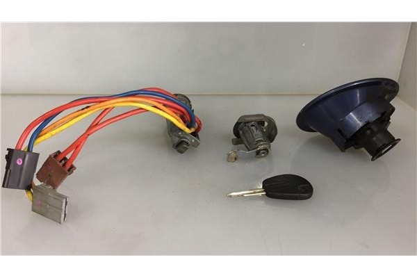Recambio de llave para peugeot partner furgón (5) 1.8 d referencia OEM IAM 4162Q4  