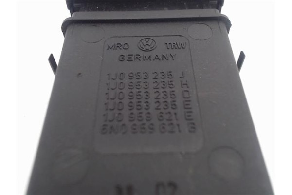 Recambio de interruptor luces emergencia para volkswagen golf iv berlina (1j1) 1.9 tdi referencia OEM IAM 1J0953235J 150048410 1