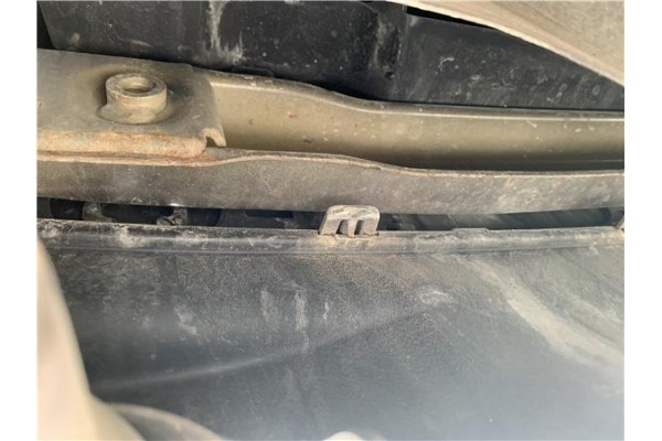 Recambio de refuerzo paragolpes trasero para peugeot 207 cc cabrio-coupé 1.6 básico referencia OEM IAM 742202  
