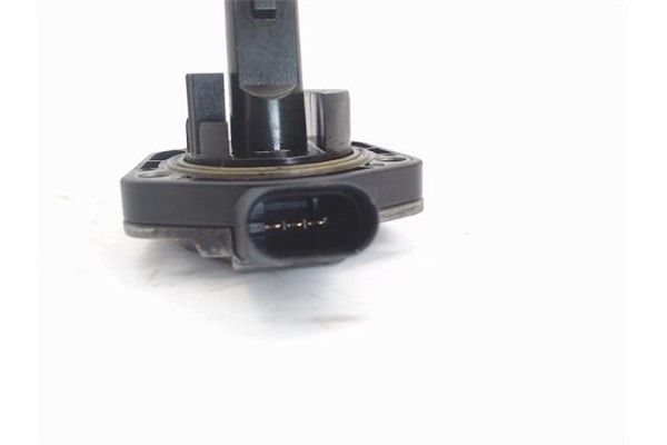 Recambio de sensor nivel aceite para audi a3 (8p1) referencia OEM IAM 6PR00807902 1J0907660B 