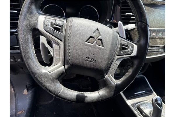 Recambio de volante para mitsubishi outlander (gf0/gg0) 2.0 phev kaiteki 4wd (gg2w) referencia OEM IAM 4400A967XB  