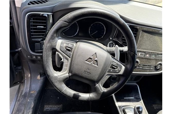 Recambio de volante para mitsubishi outlander (gf0/gg0) 2.0 phev kaiteki 4wd (gg2w) referencia OEM IAM 4400A967XB  