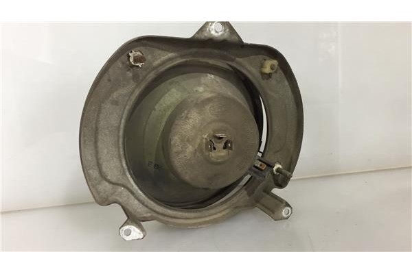 Recambio de faro delantero izquierdo para volkswagen polo classic (86c, 80) 1.3 referencia OEM IAM 861941039AC  