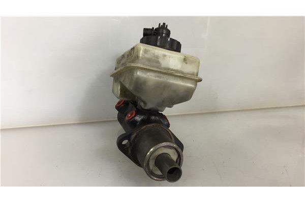 Recambio de bomba freno para volkswagen polo classic (86c, 80) 1.3 referencia OEM IAM 0120311698  