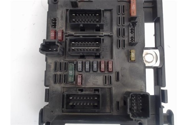 Recambio de caja fusibles/rele para peugeot 307 break / sw (s1) 2.0 hdi 90 referencia OEM IAM 9650664180  