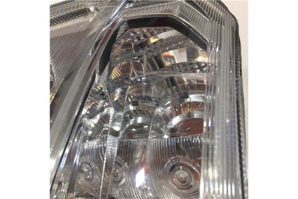 Recambio de faro delantero izquierdo para opel meriva 1.7 cdti referencia OEM IAM 89308559 088511 