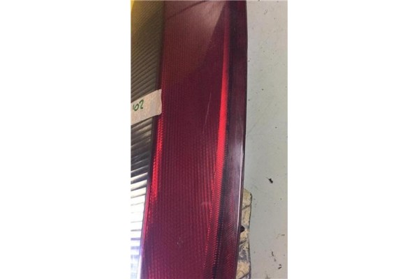 Recambio de piloto trasero derecho para opel corsa c 1.0 club referencia OEM IAM GM09114337  