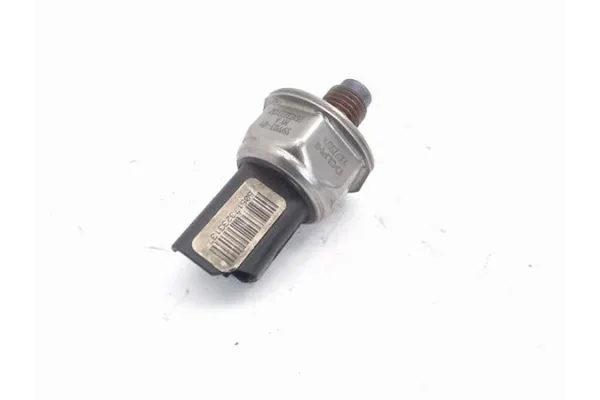 Recambio de regulador presion inyeccion para renault megane ii berlina 5p 1.5 business referencia OEM IAM 55PP0301  