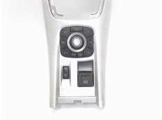 Recambio de embellecedor consola central para renault laguna iii berlina 2.0 dci (bt01, bt0e, bt0k) referencia OEM IAM 685000039