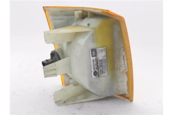 Recambio de intermitente delantero izquierdo para land rover range rover (lp) 2.5 dse (100kw) referencia OEM IAM 88203198  