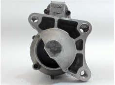Recambio de motor arranque para renault clio ii fase ii 1.3 referencia OEM IAM 8200266777A D7E17 