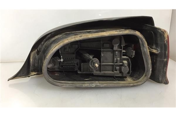 Recambio de piloto trasero izquierdo para citroen saxo 1.4 vts referencia OEM IAM 6350F7  
