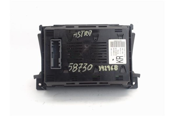 Recambio de reloj horario para opel astra h berlina 1.7 cdti referencia OEM IAM 13111165  