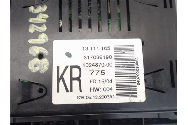 Recambio de reloj horario para opel astra h berlina 1.7 cdti referencia OEM IAM 13111165  