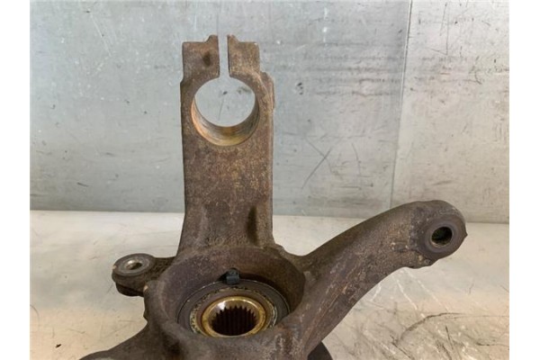 Recambio de mangueta delantero derecha para ford fiesta v (jh_, jd_) 1.3 referencia OEM IAM 1474306  