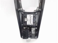 Recambio de embellecedor consola central para renault laguna iii berlina 2.0 dci (bt01, bt0e, bt0k) referencia OEM IAM 685000039