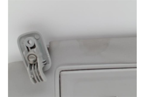 Recambio de parasol izquierdo para mazda 3 sedán (bk) 1.6 referencia OEM IAM BP4K69320C77  