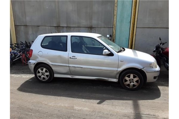 volkswagen polo iii berlina (6n2) del año 2001