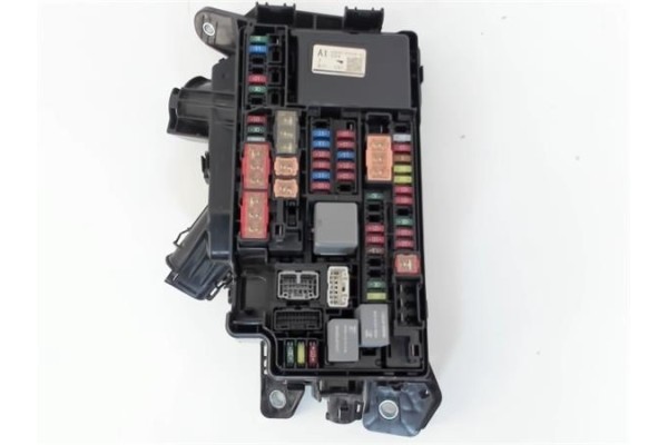 Recambio de caja fusibles/rele para toyota c-hr (x10) 2.0 hibrido referencia OEM IAM 8264147050 Recambio de caja fusibles/rele para toyota c-hr (x10) 2.0 hibrido referencia OEM IAM 8264147050
